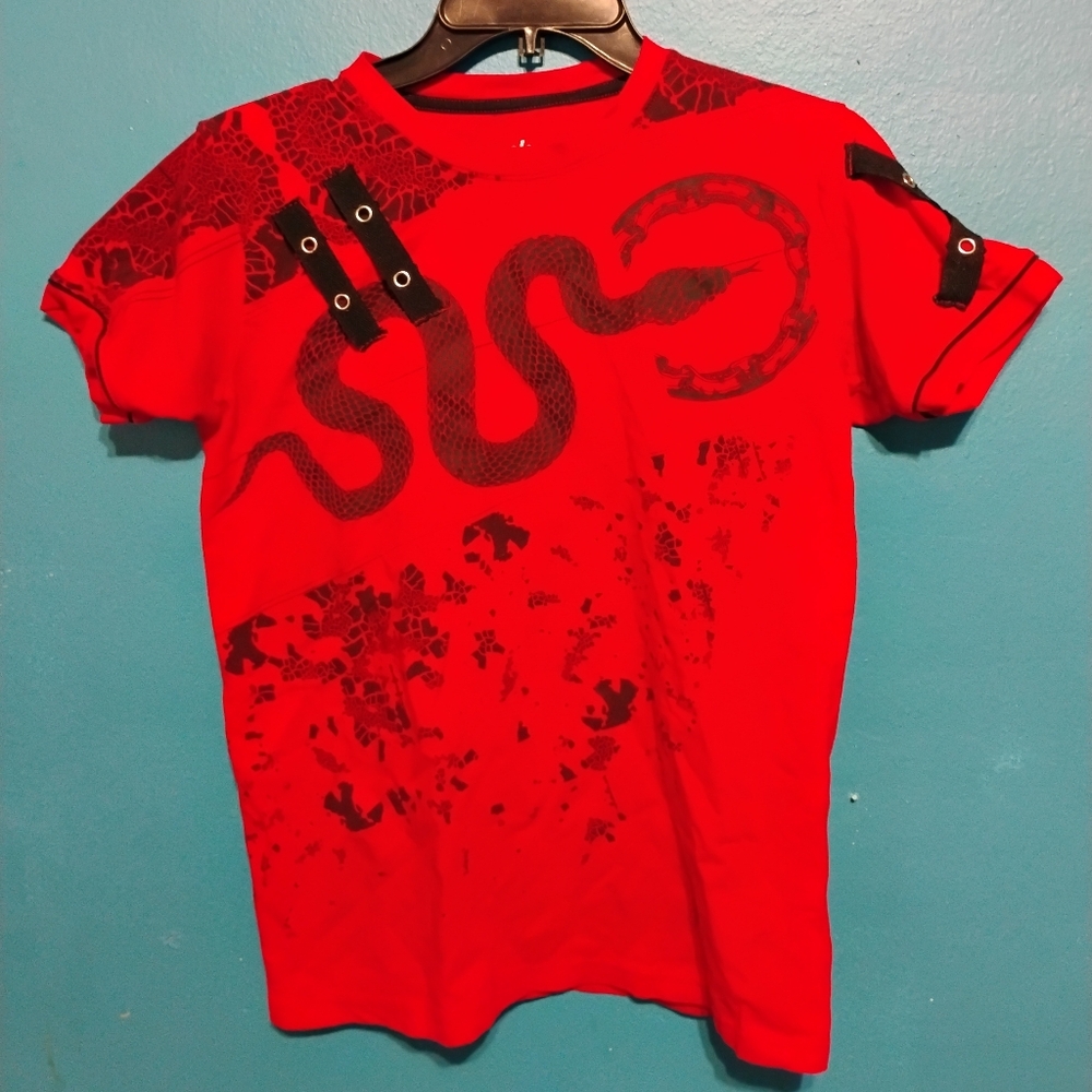Bucheli T-Shirt with Snake Design